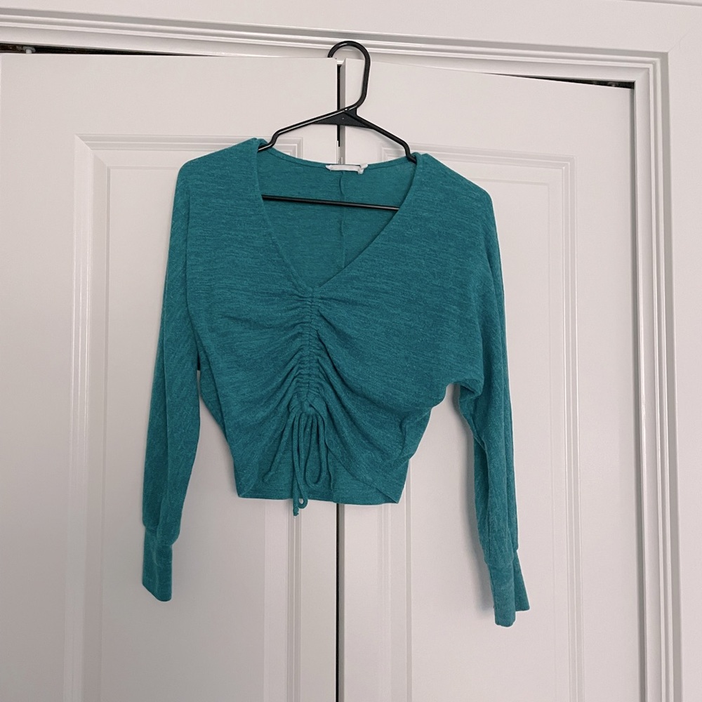 NWOT Lush Long Sleeve Sweater Cinched Crop Top Size Small